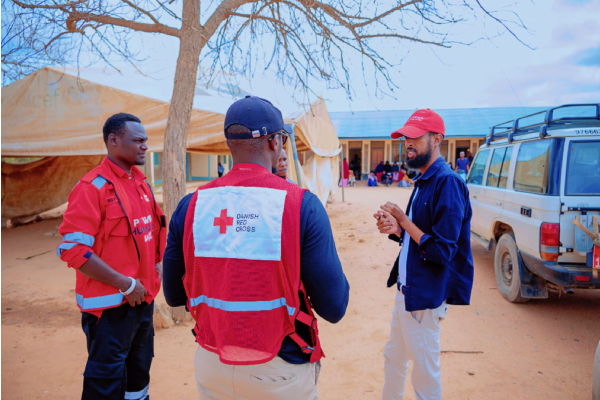 Three workers of the Danish Red Cross and the Kenia Red Cross at the  at the Dadaab Refugee Camp in Kenia